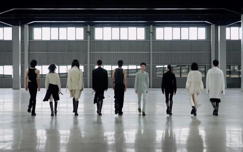 时装秀 | SEAN SUEN 孙小峰 2022春夏新品